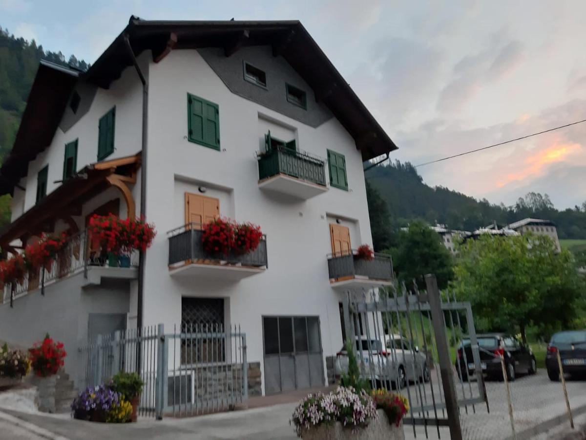 Апартаменти Casa Stefani Коммеццадура Екстер'єр фото